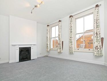 Three Double Bedrooms with no separate living room at Roman Way, Caledonian Road, Barnsbury, Islington, 8UN